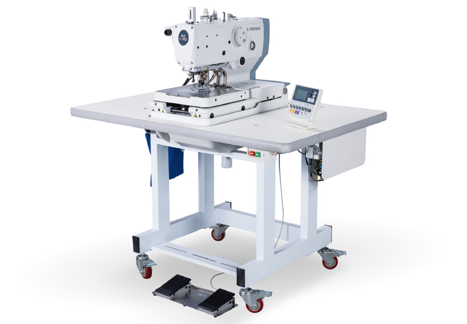 R9820 Electronic Eyelet Button Holing Machine